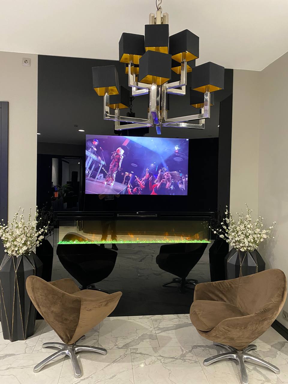 Электрокамин RealFlame Saphir 60: ваш уютный уголок волшебства в квартире!